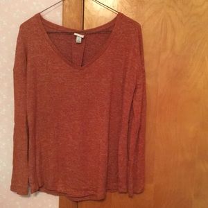 Rust colored sweater perfect for fall🍂🍁